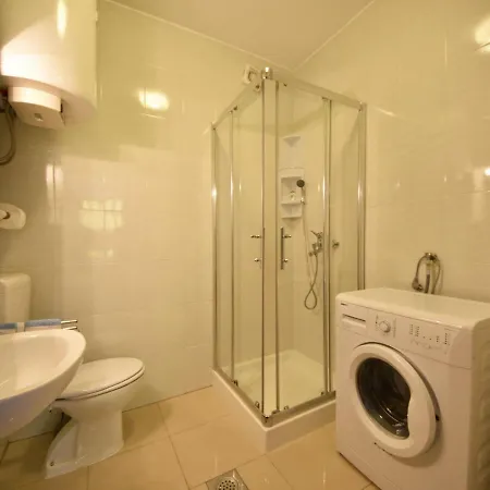 Titi Toto.1 Apartament