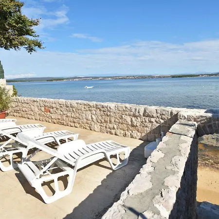 Apartament Titi Toto.1 *